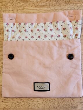 Gucci Pink Floral Lined Cosmetic Pouch